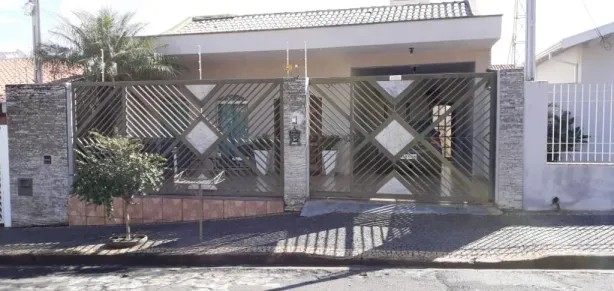 Casa com 3 Quartos à venda, 226m² no Parque Franceschini, Sumaré