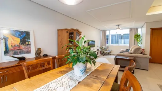 Casa com 3 Quartos à venda, 159m² no Vila Ipiranga, Porto Alegre