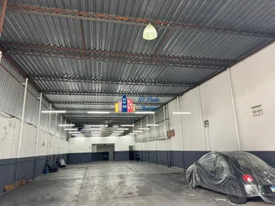 Galpão/Depósito/Armazém para alugar, 400m² no Jardim Iracema/Aldeia, Barueri