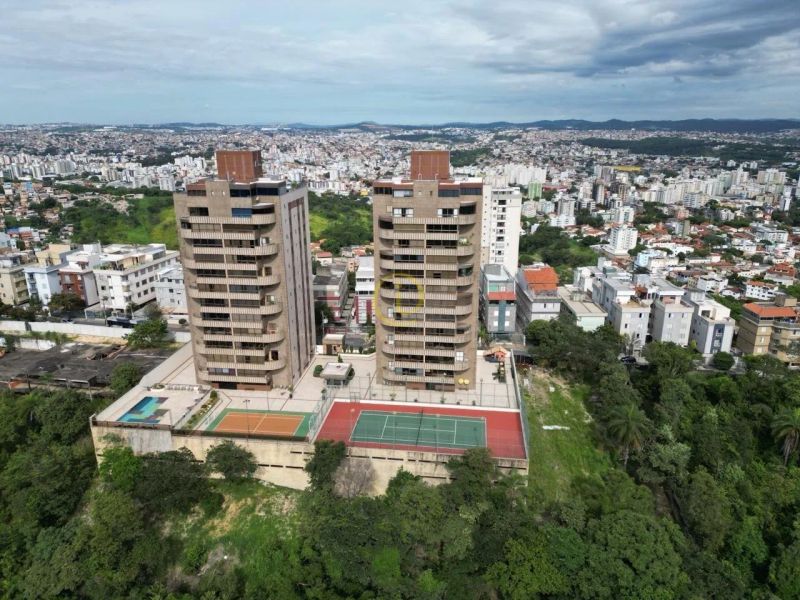 Apartamento com 4 quartos — Ouro Preto, Belo Horizonte