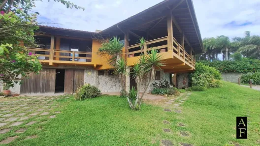 Casa com 5 Quartos à venda, 263m² no Praia da Vigia, Garopaba