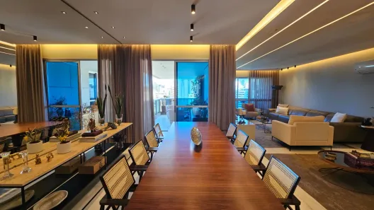Apartamento com 4 Quartos para alugar, 210m² no Lourdes, Belo Horizonte