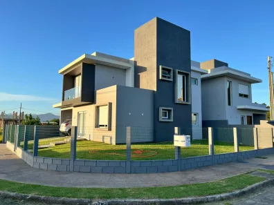 Casa com 3 Quartos à venda, 140m² no Campo Duna, Imbituba