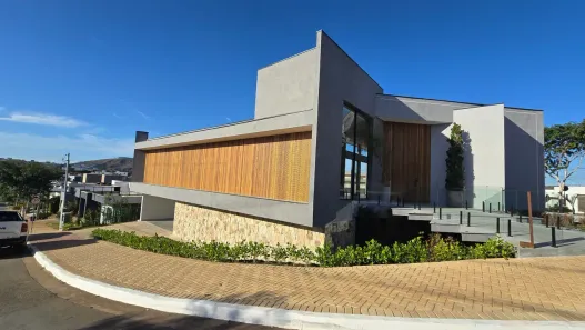 Casa com 4 Quartos à venda, 300m² no Gran Royalle, Lagoa Santa