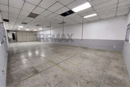 Galpão/Depósito/Armazém para alugar, 800m² no Vila do Encontro, São Paulo
