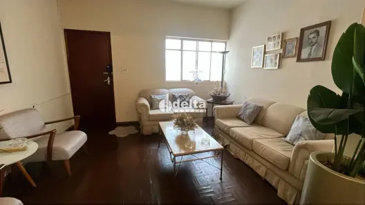 Apartamento com 6 Quartos à venda, 302m² no Centro, Uberlândia