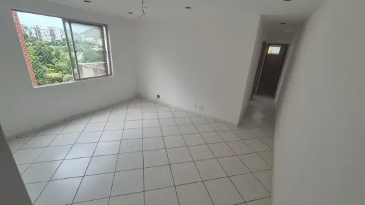 Apartamento com 2 Quartos à venda, 52m² no Taquara, Rio de Janeiro