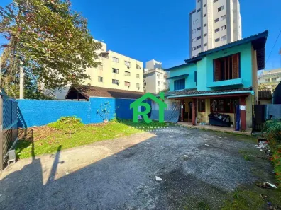 Casa com 3 Quartos à venda, 266m² no Jardim Las Palmas, Guarujá