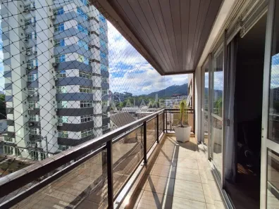Apartamento com 3 Quartos à venda, 183m² no Centro, Blumenau