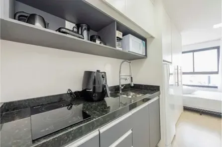 Apartamento com 1 Quarto para alugar, 25m² no Água Verde, Curitiba