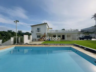 Fazenda/Sítio com 4 Quartos à venda, 370m² no Fazenda Palao (Alpes de Guararema), Guararema