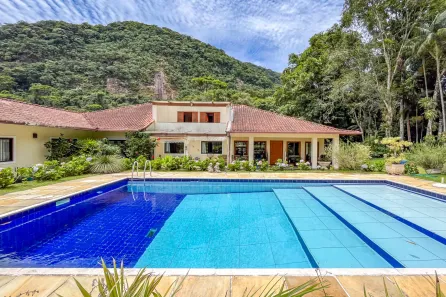 Casa com 8 Quartos à venda, 839m² no Granja Guarani, Teresópolis