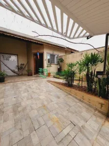 Sobrado com 3 Quartos à venda, 107m² no Vila Arens, Mongaguá