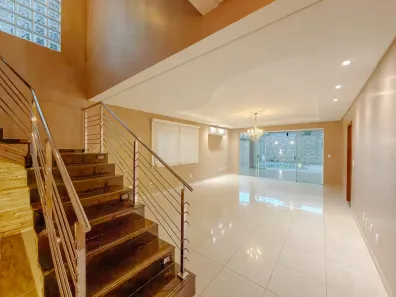Casa de Condomínio com 4 Quartos à venda, 337m² no Loteamento Portal do Sol I, Goiânia