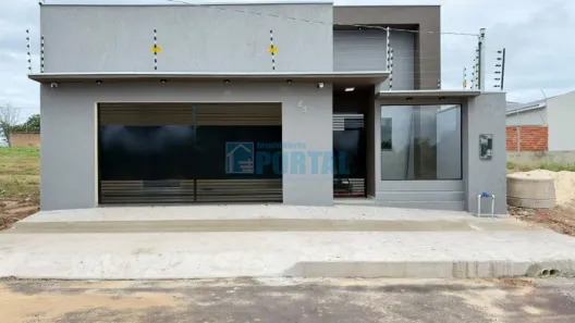 Casa com 2 Quartos à venda, 133m² no Centro, Água Boa