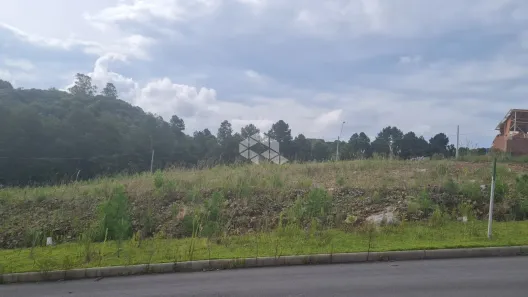 Lote/Terreno à venda, 300m² no São Giácomo, Caxias do Sul