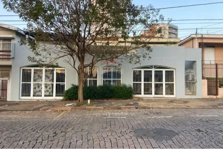 Casa com 3 Quartos à venda, 238m² no Vila Clayton, Valinhos