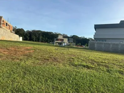 Lote/Terreno à venda, 734m² no Jardins França, Goiânia
