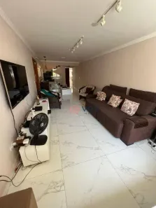 Sobrado com 3 Quartos à venda, 250m² no Vila Alexandria, São Paulo