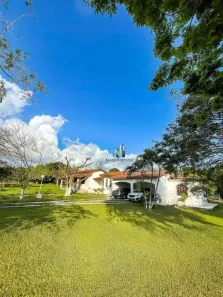 Casa com 6 Quartos para venda ou aluguel, 300m² no Portão, Lauro de Freitas