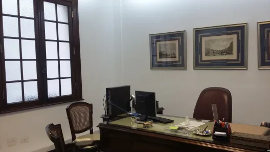Sala Comercial com 4 Quartos para alugar, 112m² no República, São Paulo
