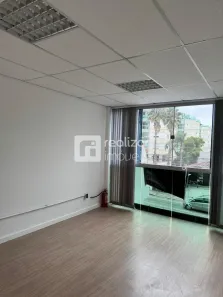 Sala Comercial para alugar, 30m² no Abraão, Florianópolis