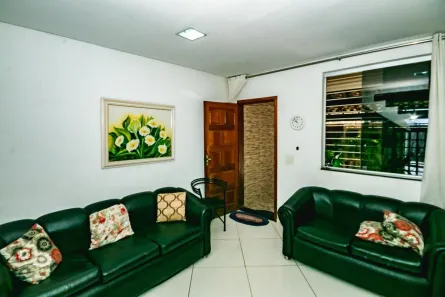Casa com 3 Quartos à venda, 131m² no Planalto, Belo Horizonte