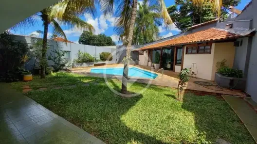 Casa com 4 Quartos à venda, 190m² no Tabajaras, Uberlândia