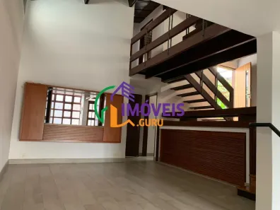 Sobrado com 3 Quartos para alugar, 258m² no Vila Madalena, São Paulo
