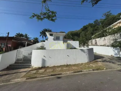 Casa de Condomínio com 4 Quartos à venda, 345m² no Alpes dos Araçás (Jordanésia), Cajamar