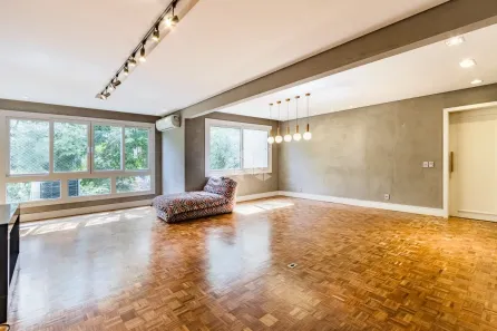 Apartamento com 3 Quartos à venda, 140m² no Moinhos de Vento, Porto Alegre