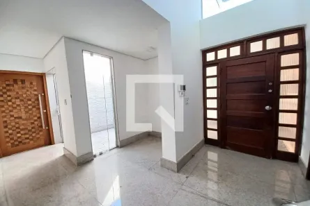 Casa com 3 Quartos à venda, 280m² no Ouro Preto, Belo Horizonte