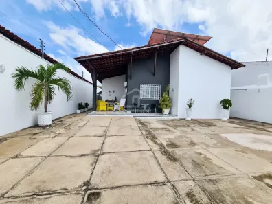Casa com 3 Quartos à venda, 215m² no Santa Isabel, Teresina