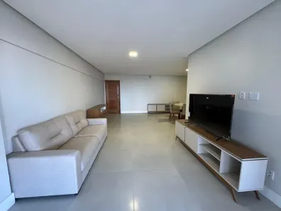 Apartamento com 3 Quartos para alugar, 218m² no Jurunas, Belém