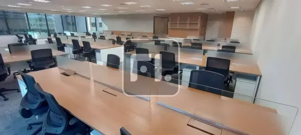 Sala Comercial à venda, 408m² no Cidade Monções, São Paulo
