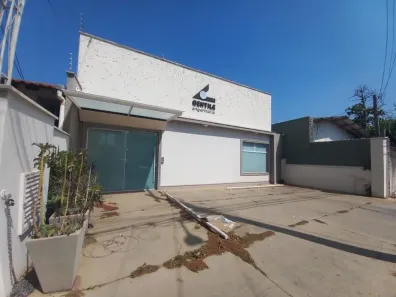 Ponto Comercial para alugar, 180m² no Jardim Maria Izabel, Marília