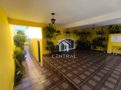 Sobrado com 3 Quartos à venda, 180m² no Vila Maricy, Guarulhos