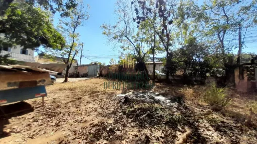 Imóvel Comercial à venda, 646m² no São Benedito, Santa Luzia