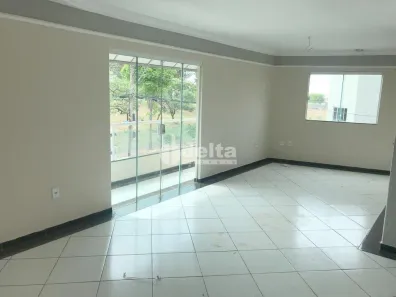 Casa com 3 Quartos à venda, 170m² no Jardim Europa, Uberlândia