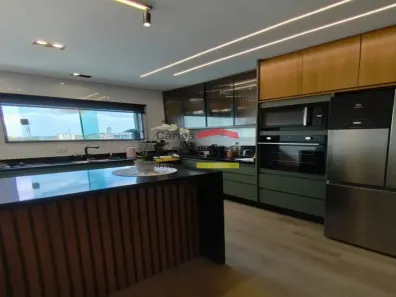 Sobrado com 3 Quartos à venda, 180m² no Vila Nivi, São Paulo