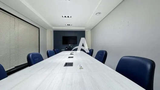 Sala Comercial para alugar, 382m² no Jardim Karaíba, Uberlândia