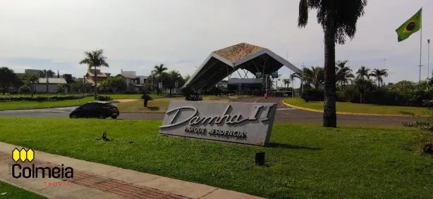 Casa de Condomínio com 4 Quartos para alugar, 236m² no Residencial Damha II, Campo Grande