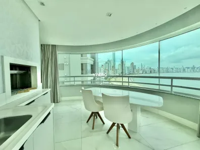 Apartamento com 4 Quartos à venda, 200m² no Centro, Balneário Camboriú