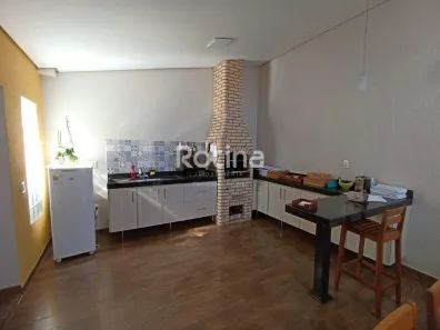 Casa com 3 Quartos à venda, 142m² no Santa Luzia, Uberlândia