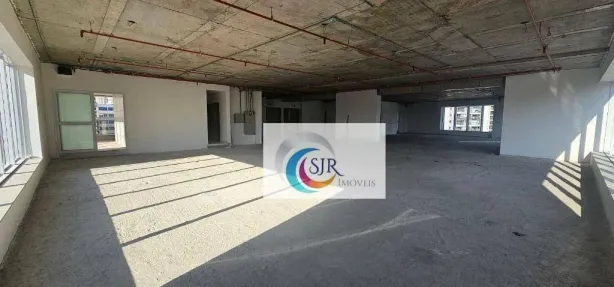 Sala Comercial para alugar, 244m² no Pinheiros, São Paulo