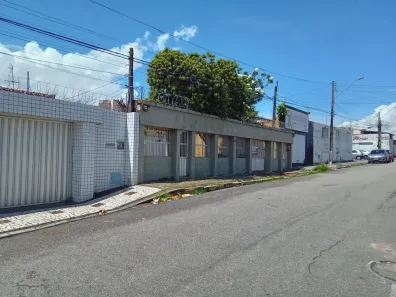 Casa com 4 Quartos à venda, 250m² no Parquelândia, Fortaleza