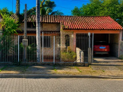 Casa com 3 Quartos à venda, 251m² no Santa Isabel, Viamão