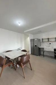 Apartamento com 2 Quartos para alugar, 59m² no Zona 08, Maringá
