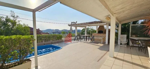Casa de Condomínio com 4 Quartos à venda, 400m² no Badu, Niterói