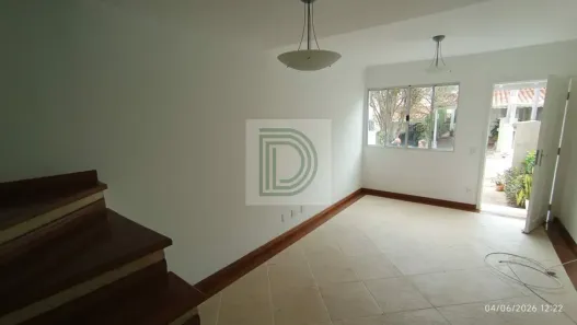 Casa de Condomínio com 2 Quartos para alugar, 70m² no Granja Viana, Cotia
